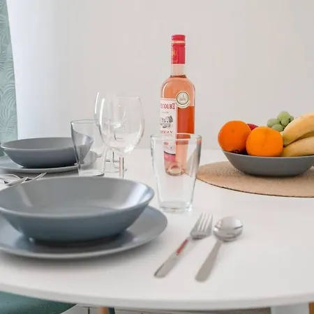 Apartament L'amadeo - T2 Centre-ville & Parking