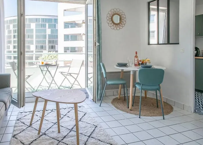 Apartman L'amadeo - T2 Centre-ville & Parking