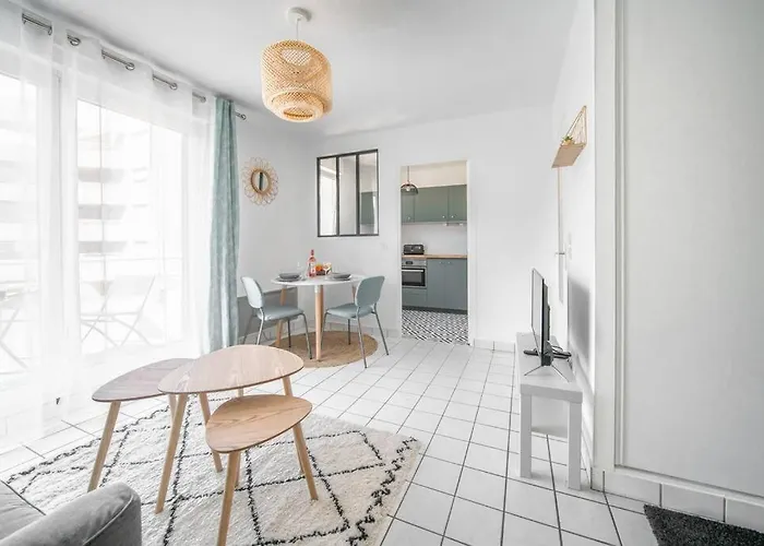 L'amadeo - T2 Centre-ville & Parking Apartman